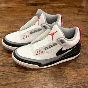 Air Jordan 3 Tinker Hatfield - read description